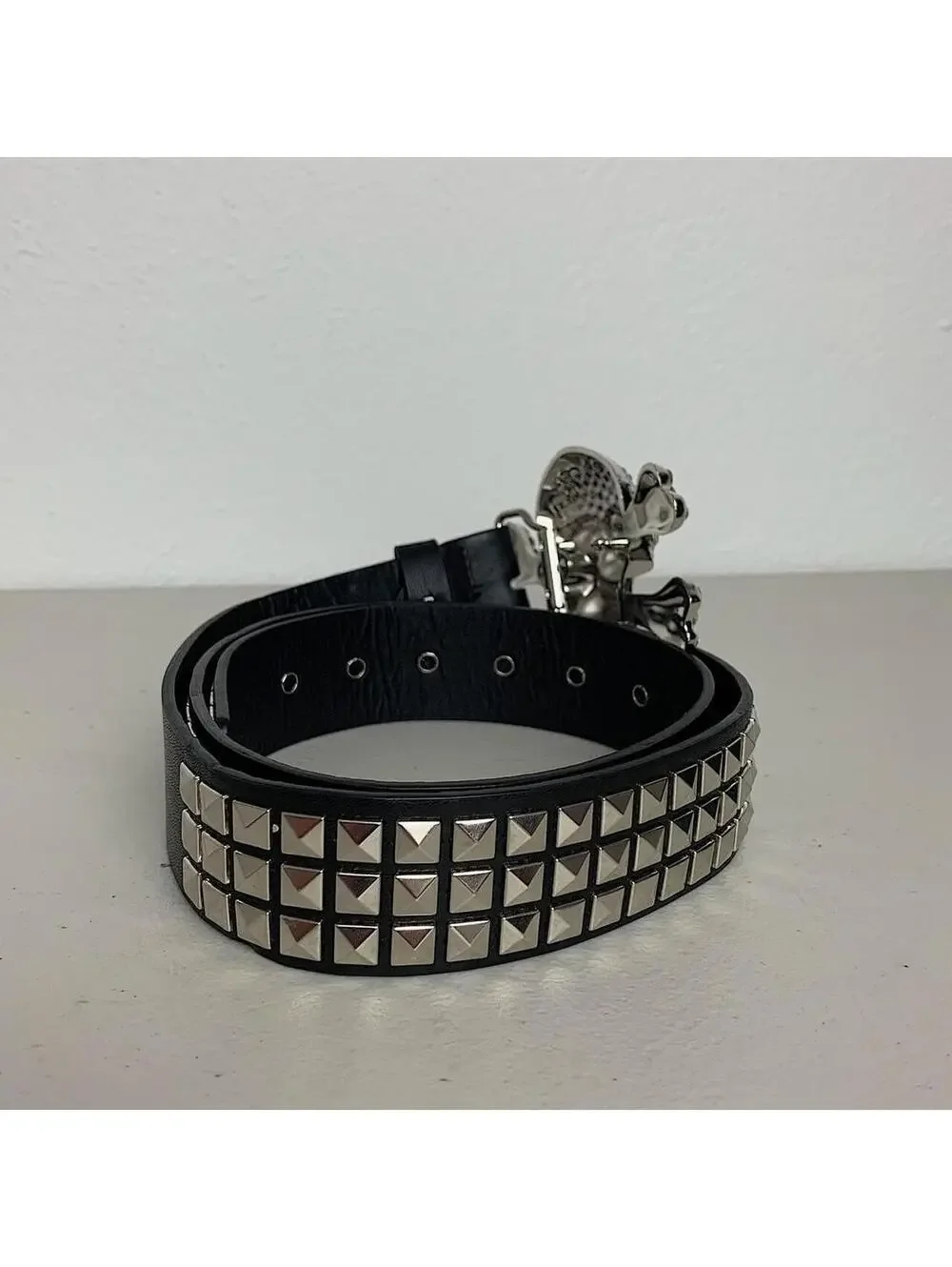 Vintage y2k 2000s Punk Style Diamond Studded Skeleton black essential belt.